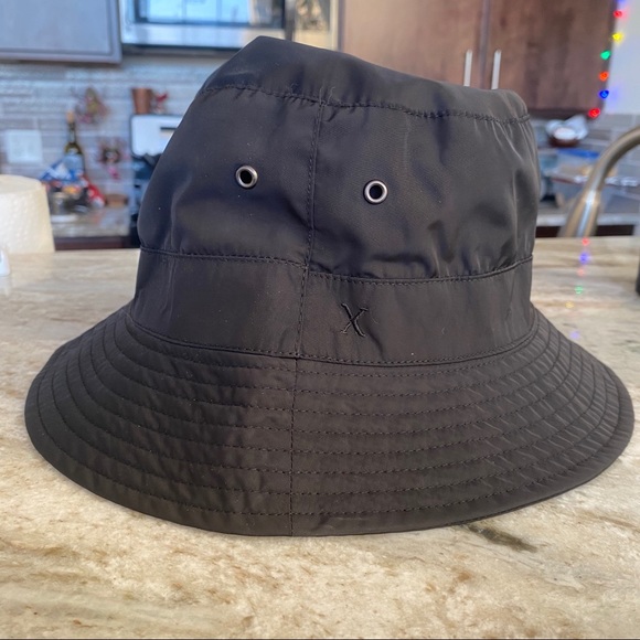 EXPRESS | Black Bucket Hat - Picture 3 of 5